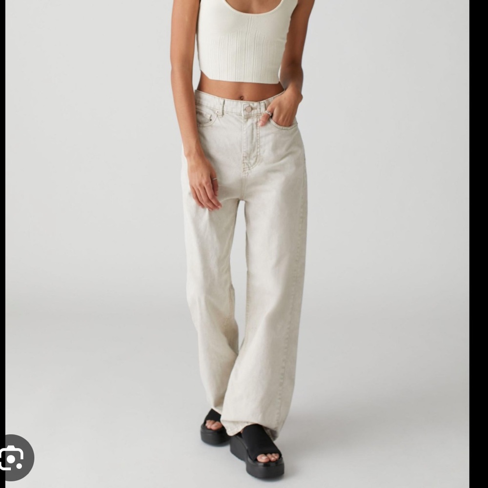 brand new urban outfitter ivory straight jeans 24” with tags